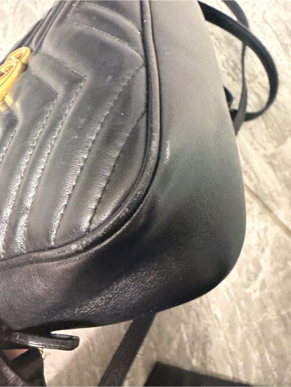 Gucci Marmont Black Chevron GG Leather Crossbody Bag with Gold Hardware - Picture 7 of 12